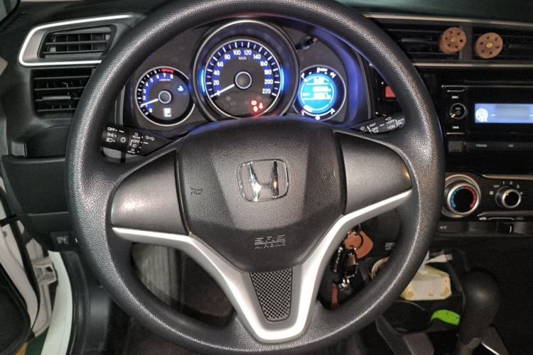 Used Honda Fit 2014 1.5L SE CVT Fashion Model Steering Wheel