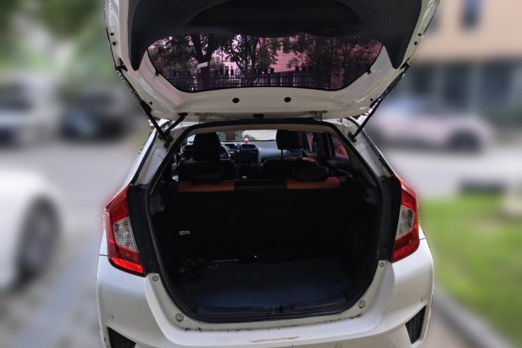 Used Honda Fit 2014 1.5L LX CVT Comfort Model Trunk