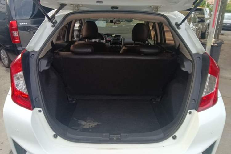 Used Honda Fit 2014 1.5L LX CVT Comfort Model Trunk