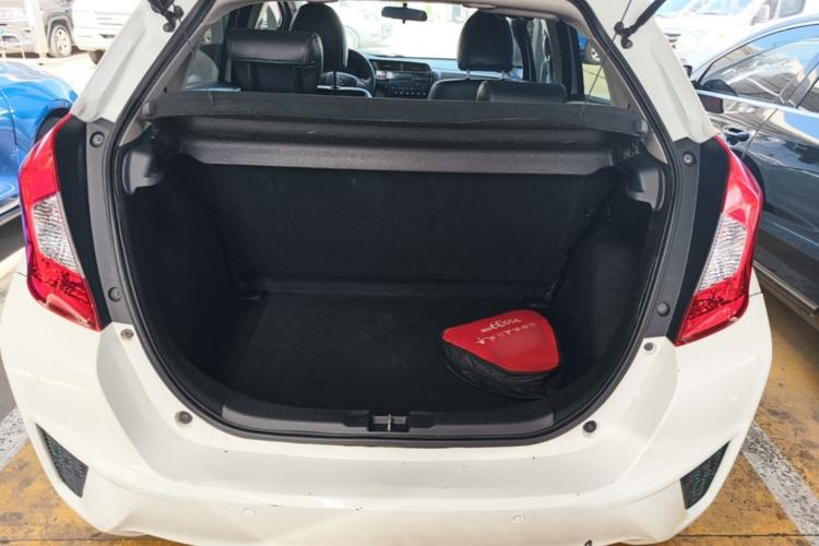 Used Honda Fit 2014 1.5L LX CVT Comfort Model Trunk