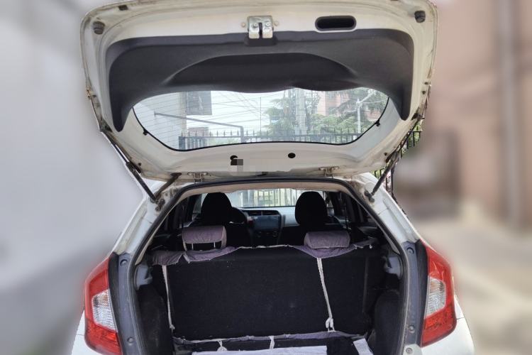 Used Honda Fit 2014 1.5L LX CVT Comfort Model Trunk