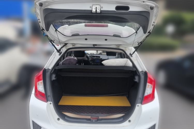Used Honda Fit 2014 1.5L LX CVT Comfort Model Trunk