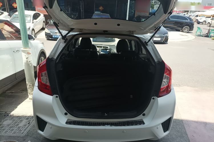 Used Honda Fit 2014 1.5L LX CVT Comfort Model Trunk