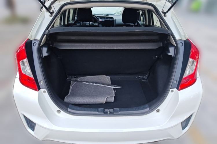 Used Honda Fit 2014 1.5L LX CVT Comfort Model Trunk
