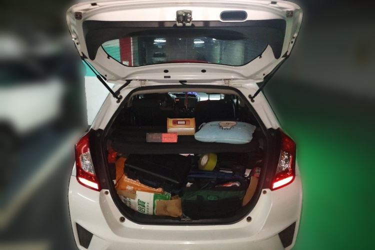 Used Honda Fit 2014 1.5L SE CVT Fashion Model Trunk