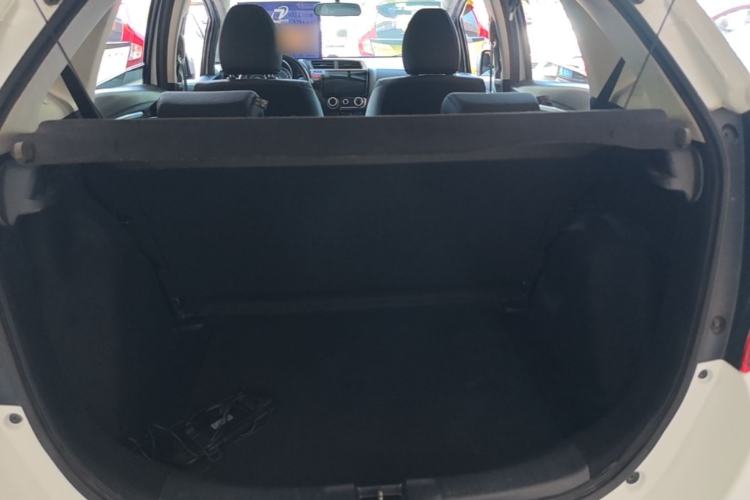 Used Honda Fit 2014 1.5L SE CVT Fashion Model Trunk