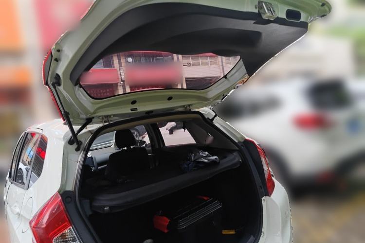 Used Honda Fit 2014 1.5L SE CVT Fashion Model Trunk