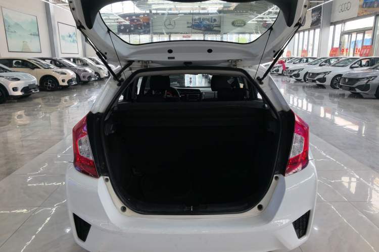 Used Honda Fit 2014 1.5L LX CVT Comfort Model Trunk