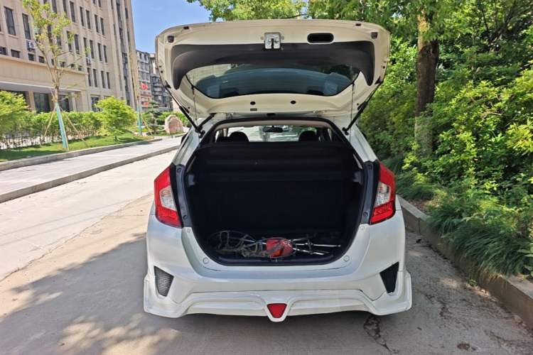 Used Honda Fit 2014 1.5L LX CVT Comfort Model Trunk