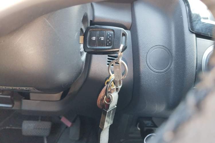 Used Honda Fit 2014 1.5L SE CVT Fashion Model Vehicle Key
