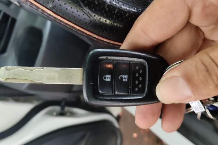 Used Honda Fit 2014 1.5L LX CVT Comfort Model Vehicle Key