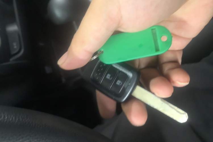 Used Honda Fit 2014 1.5L SE CVT Fashion Model Vehicle Key