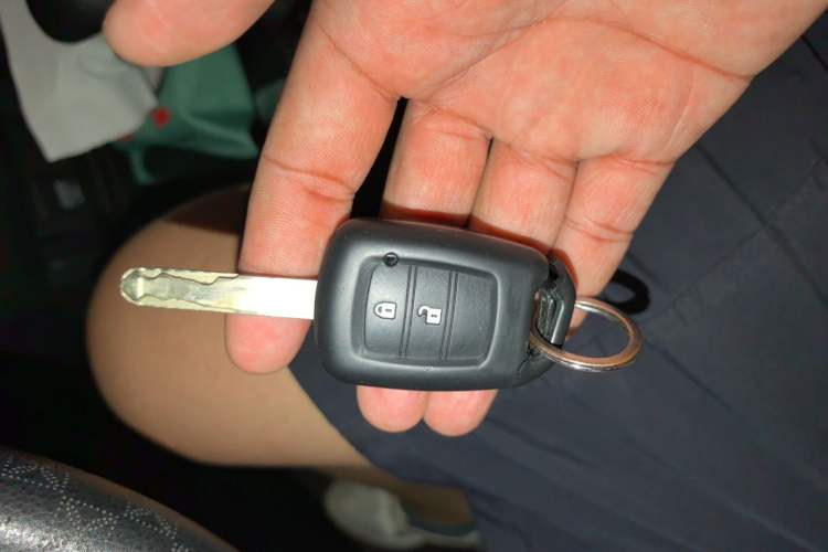 Used Honda Fit 2014 1.5L SE CVT Fashion Model Vehicle Key
