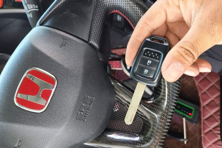 Used Honda Fit 2014 1.5L LX Manual Comfort Model Vehicle Key