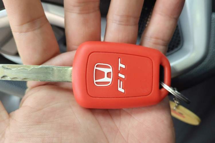 Used Honda Fit 2014 1.5L SE CVT Fashion Model Vehicle Key