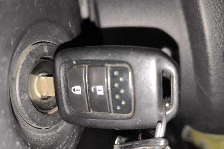 Used Honda Fit 2014 1.5L SE CVT Fashion Model Vehicle Key