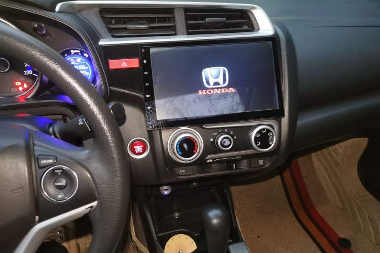 Used Honda Fit 2014 1.5L EX CVT Elite Model Audio And AC Panel