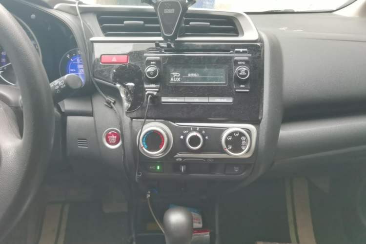 Used Honda Fit 2014 1.5L EX CVT Elite Model Audio And AC Panel