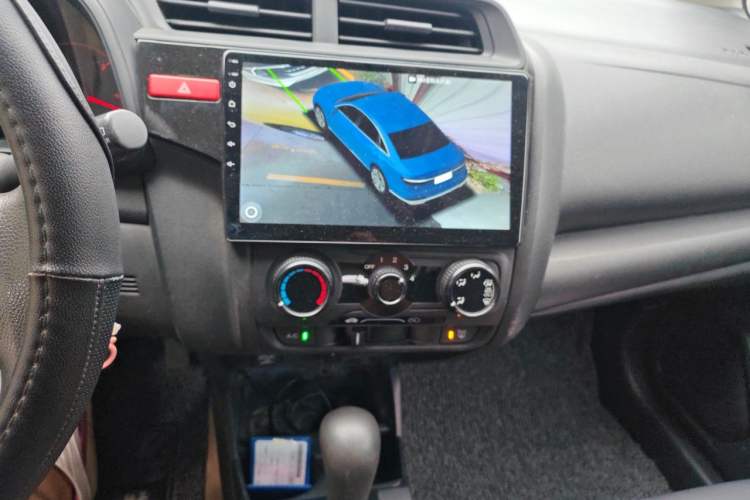 Used Honda Fit 2014 1.5L LX CVT Comfort Model Audio And AC Panel