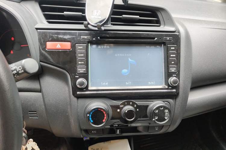Used Honda Fit 2014 1.5L LX CVT Comfort Model Audio And AC Panel