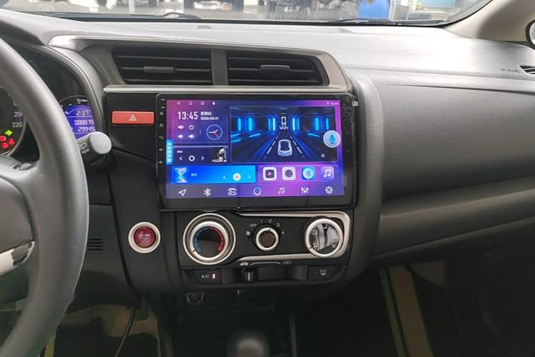Used Honda Fit 2014 1.5L EX CVT Elite Model Audio And AC Panel