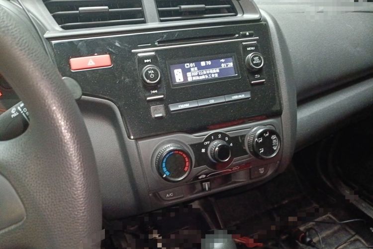 Used Honda Fit 2014 1.5L LX CVT Comfort Model Audio And AC Panel