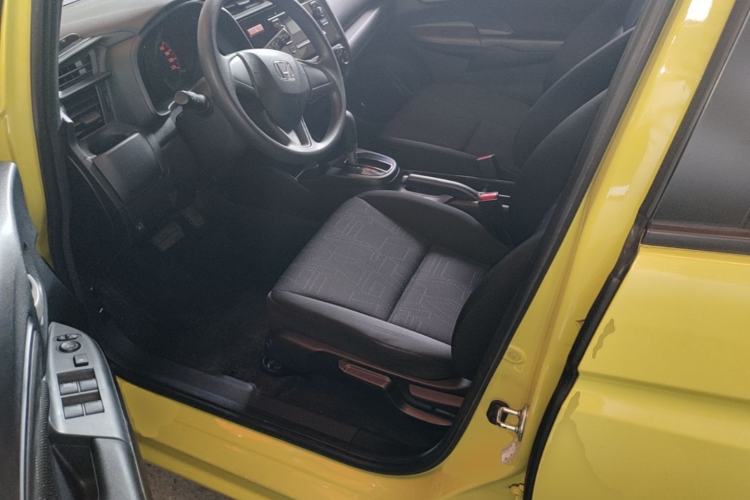Used Honda Fit 2014 1.5L LX CVT Comfort Model Driver Seat