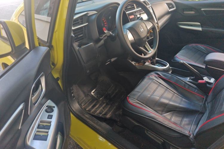 Used Honda Fit 2014 1.5L LX CVT Comfort Model Driver Seat
