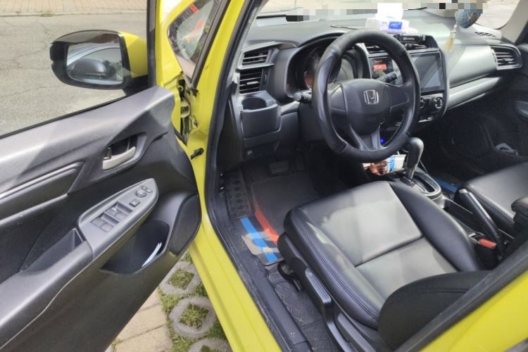 Used Honda Fit 2014 1.5L LX CVT Comfort Model Driver Seat