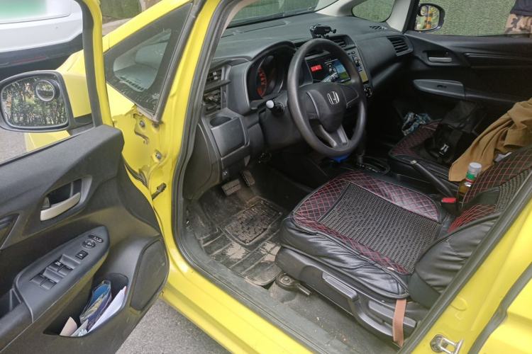 Used Honda Fit 2014 1.5L LX CVT Comfort Model Driver Seat