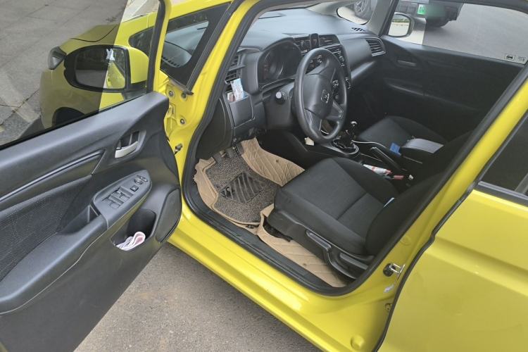 Used Honda Fit 2014 1.5L LX Manual Comfort Model Driver Seat