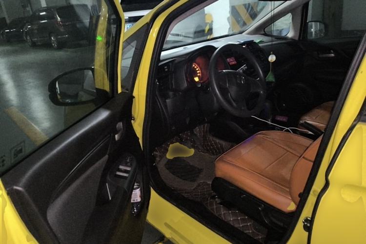 Used Honda Fit 2014 1.5L LX CVT Comfort Model Driver Seat