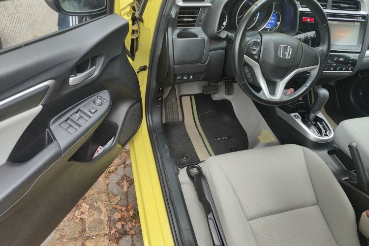 Used Honda Fit 2014 1.5L EXLI CVT Leading Model Driver Seat