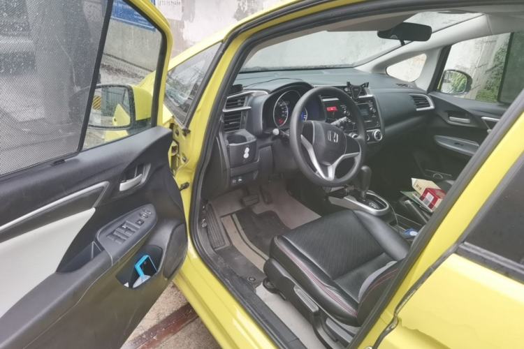 Used Honda Fit 2014 1.5L EX CVT Elite Model Driver Seat