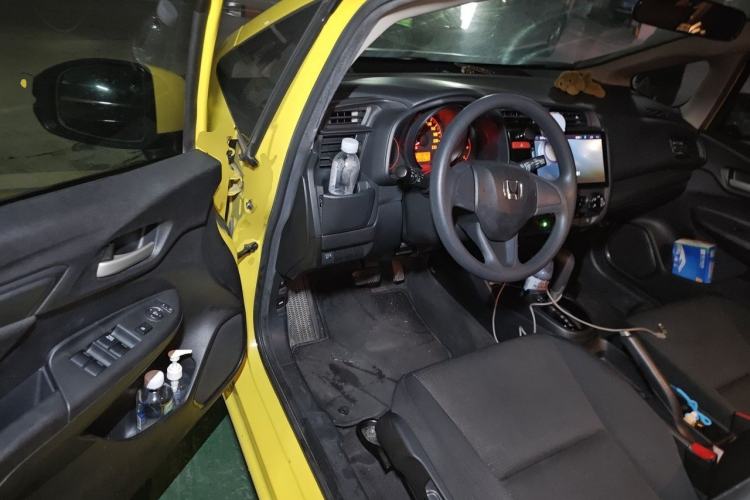 Used Honda Fit 2014 1.5L LX CVT Comfort Model Driver Seat