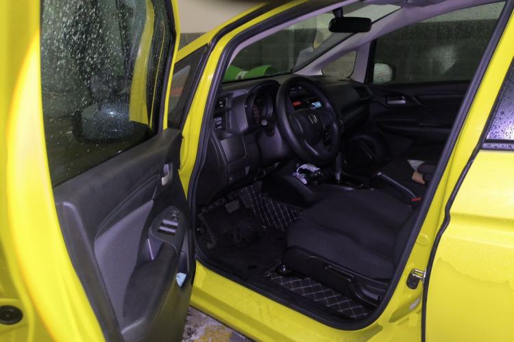 Used Honda Fit 2014 1.5L LX CVT Comfort Model Driver Seat