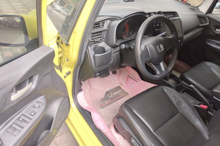Used Honda Fit 2014 1.5L LX CVT Comfort Model Driver Seat
