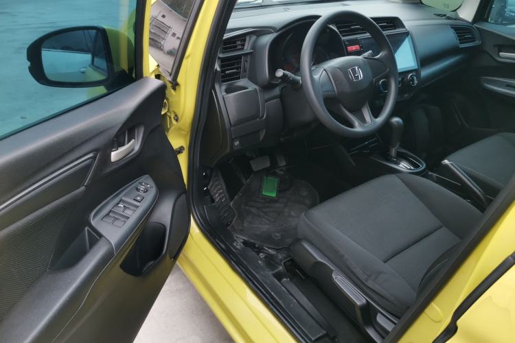 Used Honda Fit 2014 1.5L LX CVT Comfort Model Driver Seat