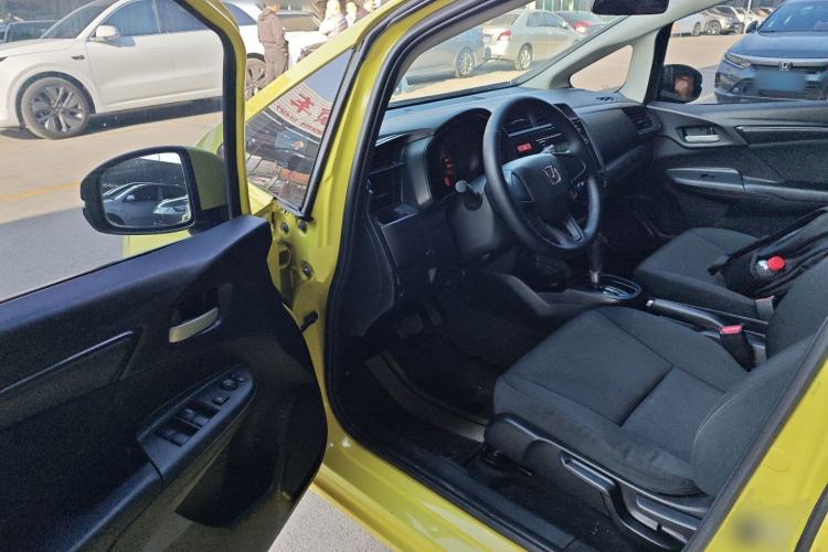 Used Honda Fit 2014 1.5L LX CVT Comfort Model Driver Seat