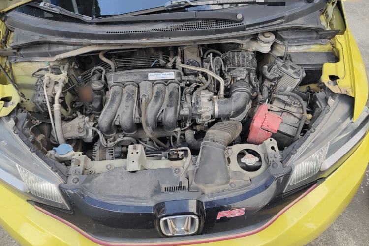 Used Honda Fit 2014 1.5L SE CVT Fashion Model Engine Bay