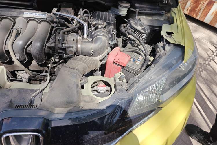 Used Honda Fit 2014 1.5L EXLI CVT Leading Model Engine Bay Left