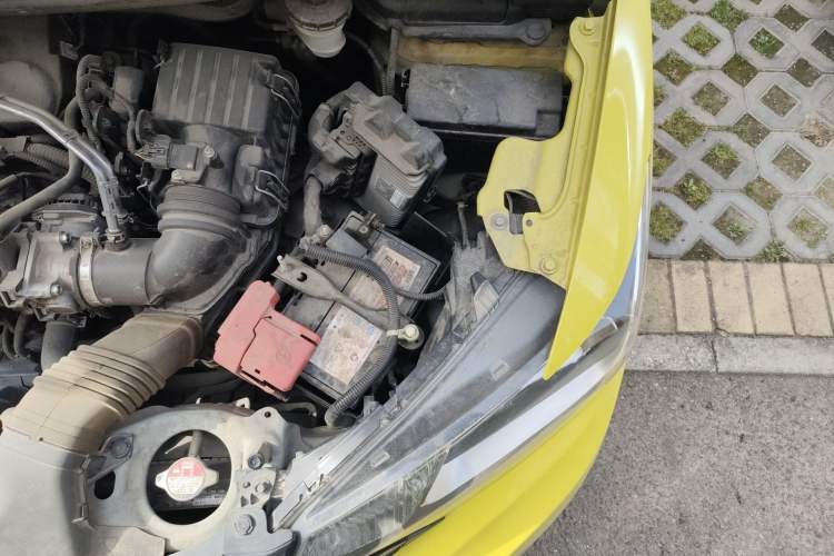 Used Honda Fit 2014 1.5L LX CVT Comfort Model Engine Bay Left