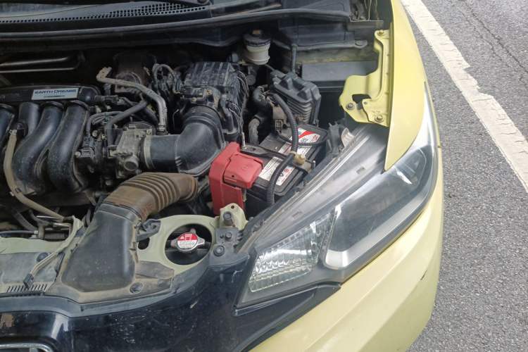 Used Honda Fit 2014 1.5L LX CVT Comfort Model Engine Bay Left