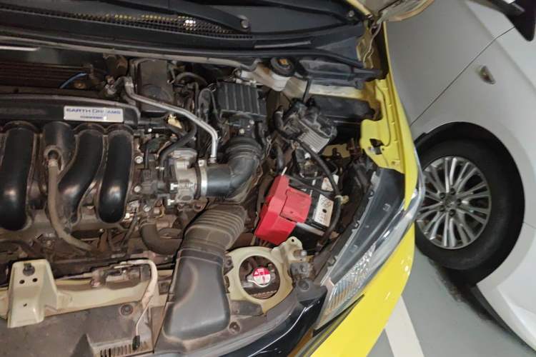Used Honda Fit 2014 1.5L LX CVT Comfort Model Engine Bay Left