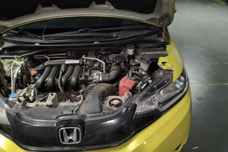 Used Honda Fit 2014 1.5L LX CVT Comfort Model Engine Bay Left