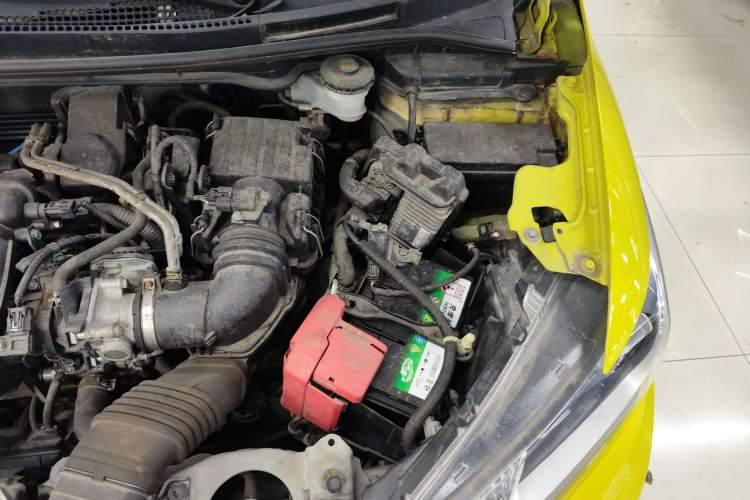 Used Honda Fit 2014 1.5L LX CVT Comfort Model Engine Bay Left