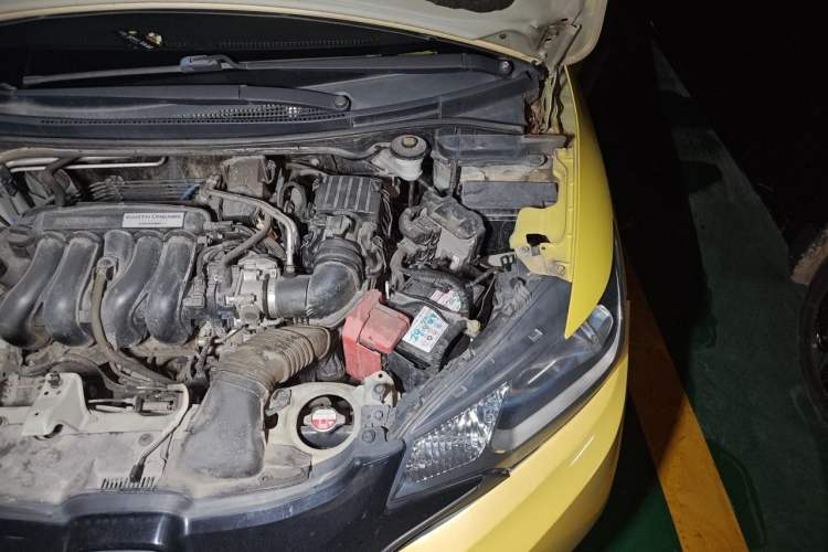 Used Honda Fit 2014 1.5L LX CVT Comfort Model Engine Bay Left