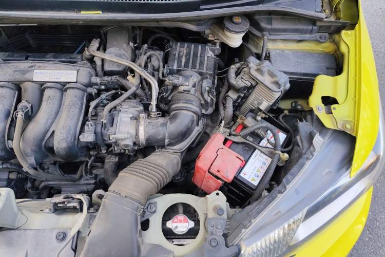 Used Honda Fit 2014 1.5L LX CVT Comfort Model Engine Bay Left