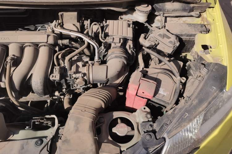 Used Honda Fit 2014 1.5L EXLI CVT Leading Model Engine Bay Left