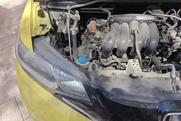 Used Honda Fit 2014 1.5L EXLI CVT Leading Model Engine Bay Right